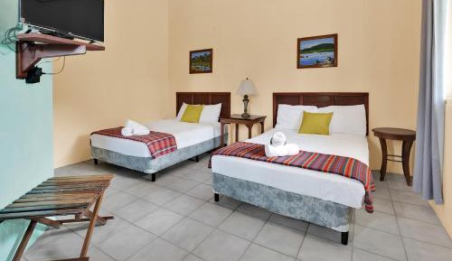 Deluxe Quadruple Room