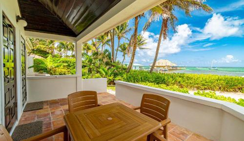 Condo with Sea View - Unit 2 & 23