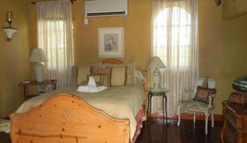 Queen Suite