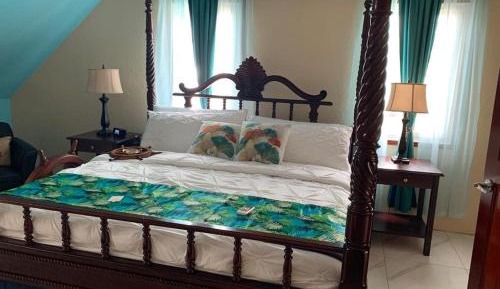 Deluxe Suite with Sea View