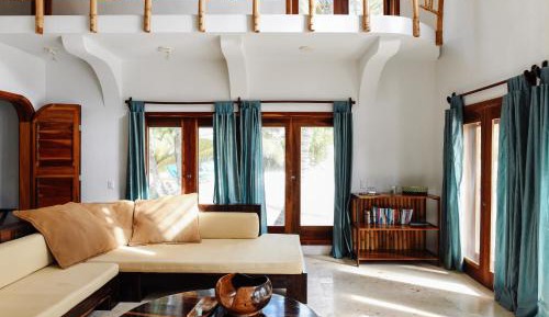 Seafront Luxury Villa