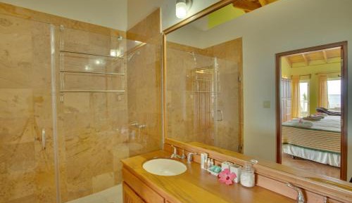 King Suite with Oceanfront View