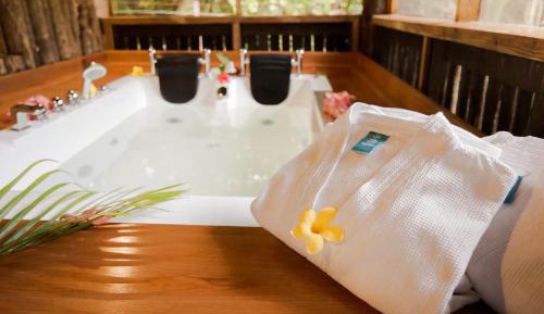 Honeymoon Cabana