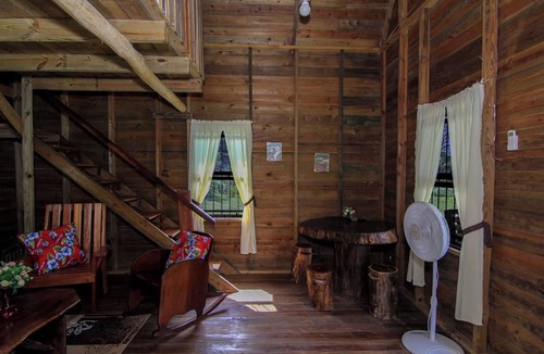 Santa Elena Cabin | Pilgrim's Paradise Cabin 2