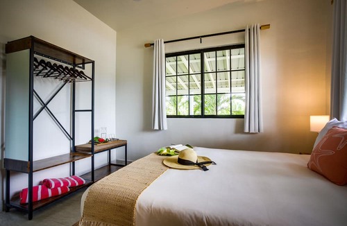 Placencia House | THE SEA GLASS INN