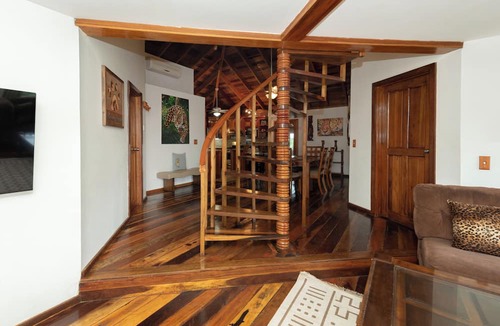 San Pedro Hotel | PUR Private Suites