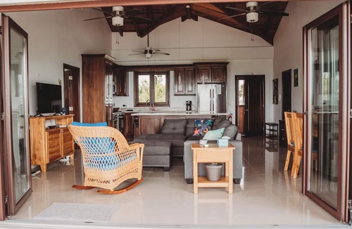 Plantation House | Summer Breeze