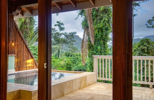 Good Living Camp Resort | Sleeping Giant Rainforest Lodge