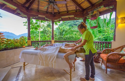 Good Living Camp Resort | Sleeping Giant Rainforest Lodge