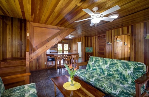 Placencia Apartment | Driftwood Gardens Guesthouse