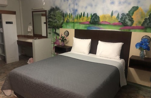 Belize City Hotel | Best Time Inn Hotel - Car Rental