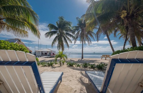 Alta Mar Hotel | San Pedro Holiday Hotel