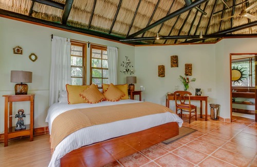 Negroman Hotel | The Lodge at Chaa Creek