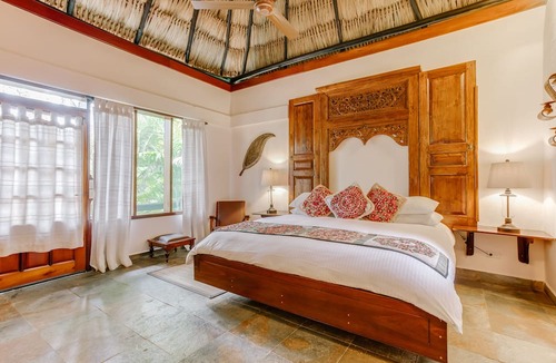 Negroman Hotel | The Lodge at Chaa Creek