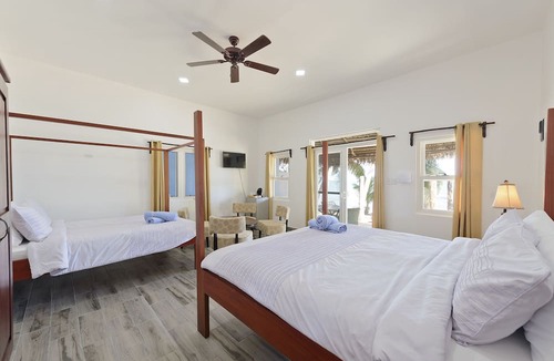 Sittee River Village Resort | Parrot Cove Lodge