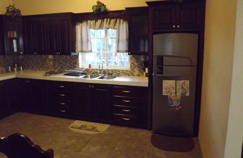 Belize City House | I & R Home
