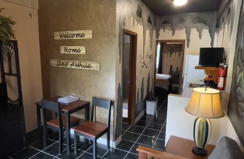 San Pedro Hotel | Belize Budget Suites