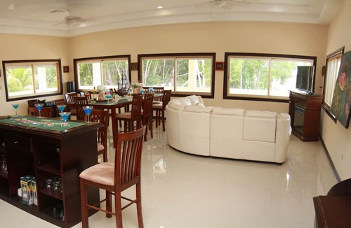 Belize City Hotel | Sea Side Chateau