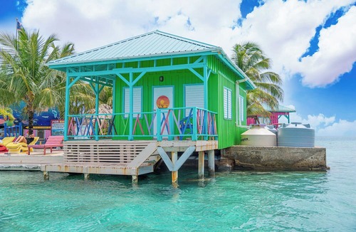 Placencia Hotel | King Lewey's Island Resort
