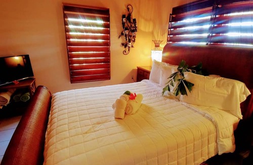 Caye Caulker Bed & Breakfast | Yocamatsu