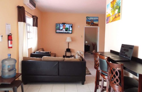 Ladyville House | Lake View Condo