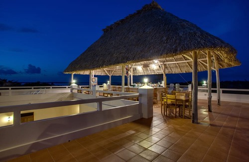 Orchid Bay Bed & Breakfast | The Crimson Orchid Inn at Orchid Bay