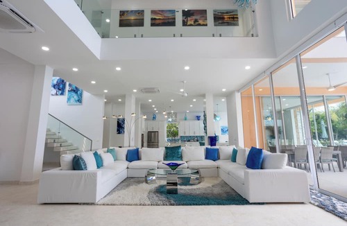 Cocoplum Resort | Naïa Resort and Spa