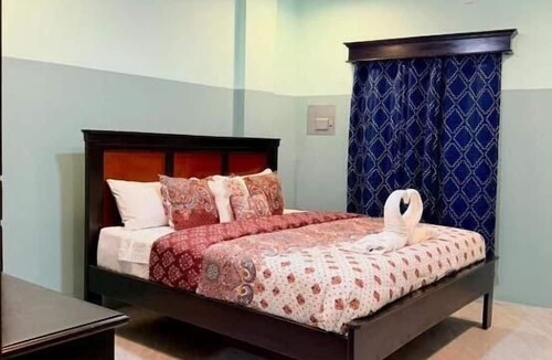San Pedro Hotel | HOTEL SEA QUEEN SUITE & GOLF CART RENTAL