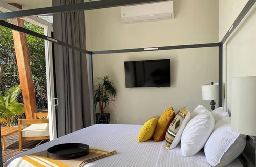 Caye Caulker Hotel | The Bohemian Caye Caulker
