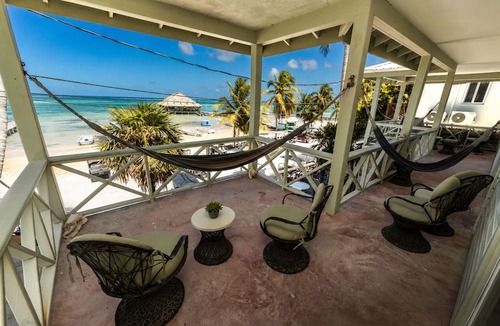 San Pedro Hostel | Sandbar Beachfront Hotel & Hostel
