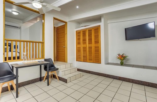 San Ignacio Hotel | Hill Garden Boutique Resort.