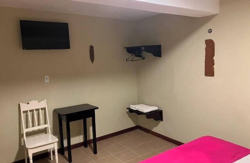 Corozal House | Hotel Martin