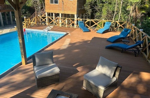 Burrell Boom House | The Howler Riverside Retreat