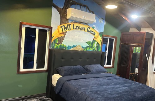 Burrell Boom Bed & Breakfast | TMT Legacy Cabin