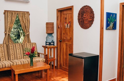 San Antonio Cabin | Mariposa Jungle Lodge