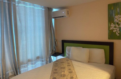 Belize City Hotel | Golden Tree Hotel