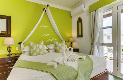 Belize City Bed & Breakfast | Villa Boscardi