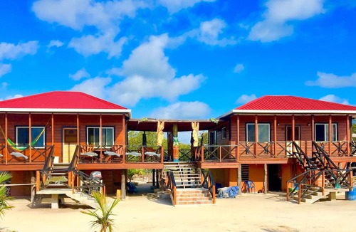 Glovers Reef Atoll Apartment | Spend time on a Private Island in Belize, Fish & Snorkel - King Size Beds