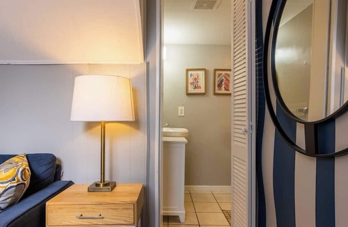 West Plaza Apartment | Charming Hideaway in Westport | 16