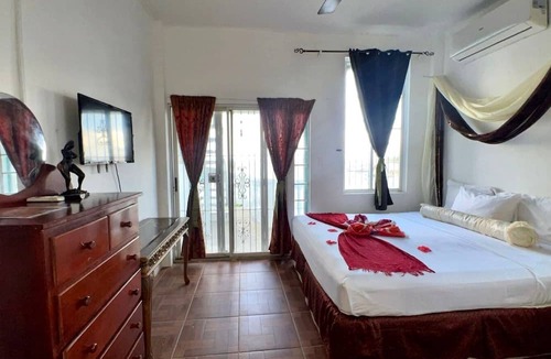 Belize City Apartment | See Belize Sea View Vacation Rentals
