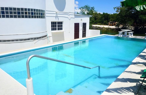 Belize City Apartment | See Belize Sea View Vacation Rentals