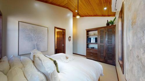 San Pedro Villa | Secluded Oceanfront Private Estate By Alom