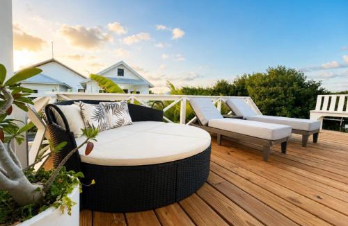 San Pedro Villa | Casa Serena and Mistico Beach Club plus Boat Shuttle