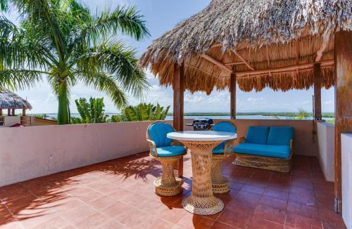 Placencia Apartment | Casa de Amigos, Island Townhome