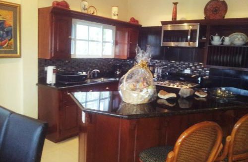 Belize City Apartment | Paradise Sunrise Seaviews Getaway