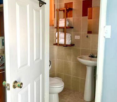 Caye Caulker Apartment | Rauls Apartments