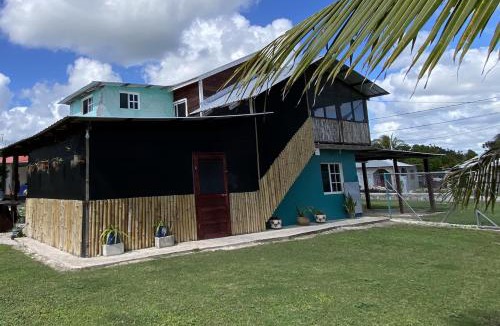 Orange Walk District Apartment | Casa HerShei