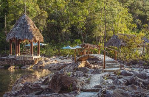 San Antonio Resort | Gaia Riverlodge