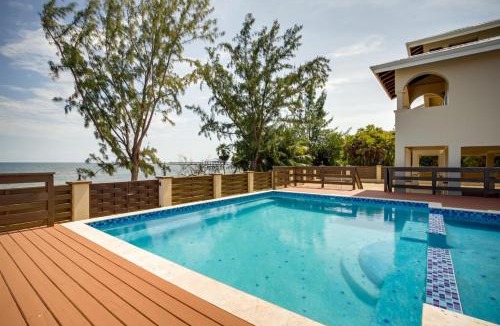 Plantation Villa | Elegant Beachfront Villa Pool & Beach Family Fun
