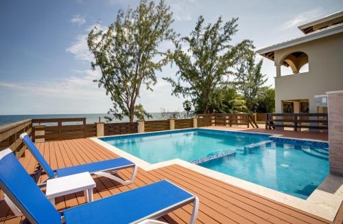 Plantation Villa | Elegant Beachfront Villa Pool & Beach Family Fun